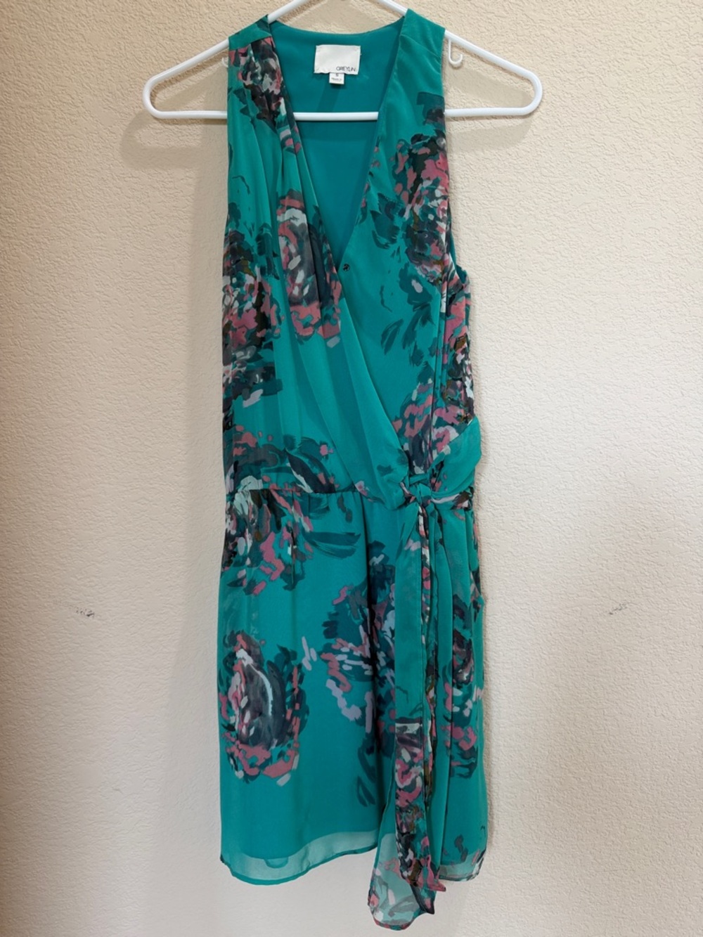 Anthropology, silk Razorback wedding guest dress Small worn once